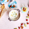 Casserole inox Mutine Cristel de Du Bruit dans la Cuisine contenant une crème dessert aux fruits exotiques