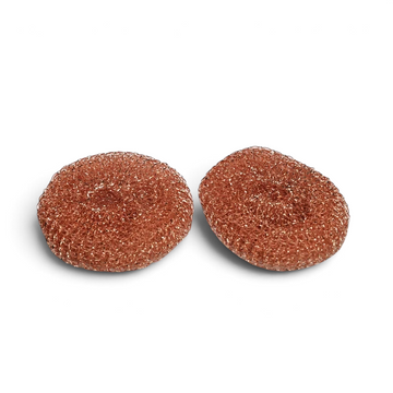 Lot de 2 grattoirs en cuivre ATMA vendus par Du Bruit dans la Cuisine pour nettoyer l'inox sans rayer